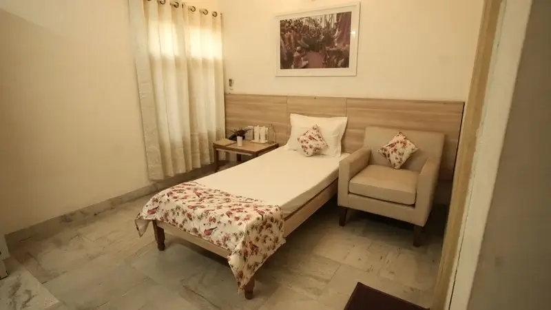 Studio Room img - nature cure